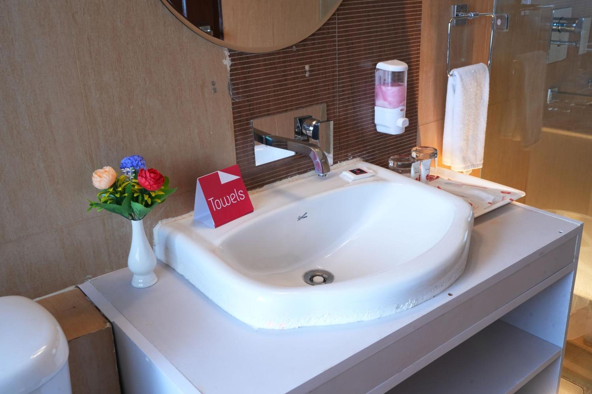 Zip By Spree Hotels Bella Heights Mcleodganj 达兰萨拉 外观 照片
